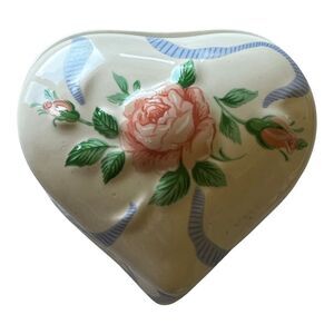 Vintage Otagiri heart shaped small porcelain trinket box with roses